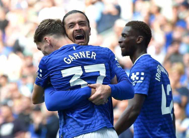 竞技宝-TA：埃弗顿与格拉利什郎情妾意，他们打算和曼城重新谈谈价格